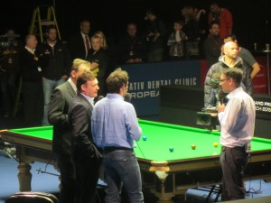 Ronnie O'Sullivan, Jimmy White og Neal Foulds til pre-match kommentarer